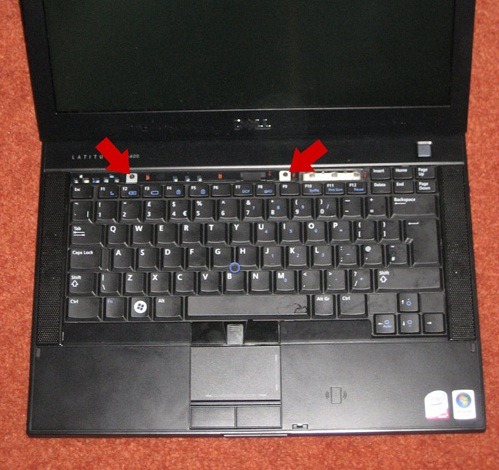 Dell e6400 - Remove 2 screws holding keyboard in